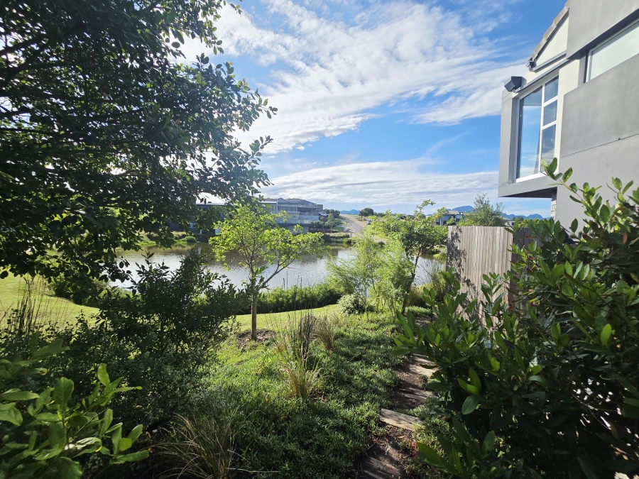 3 Bedroom Property for Sale in Oubaai Western Cape